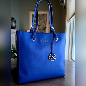 Michael Kors Elecric Blue Jet Set Travel Tote With COA